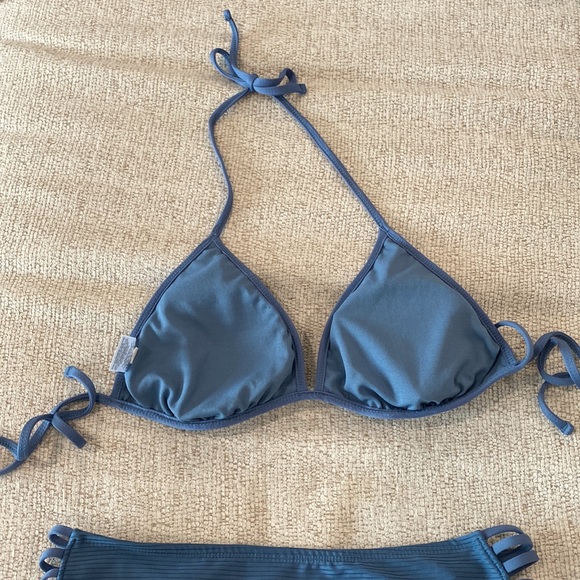 Mossimo Triangle Bikini Set - Picture 4 of 7